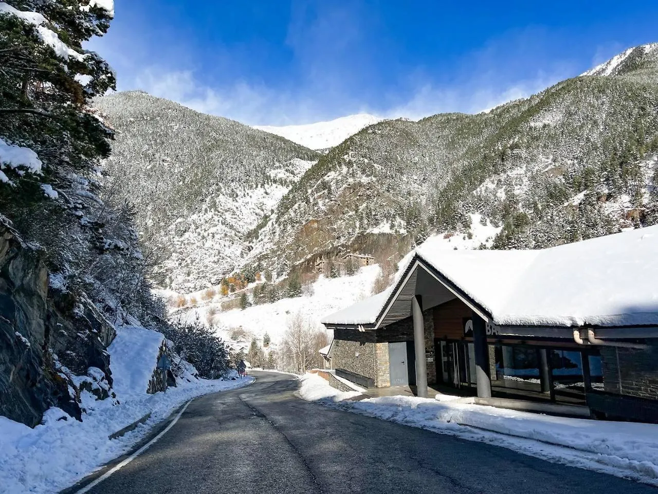 Increibles Vistas Al Valle De Arinsal Ny - A Pie De Pistas - Parking Incluido L By Bonesvacances Appartamento