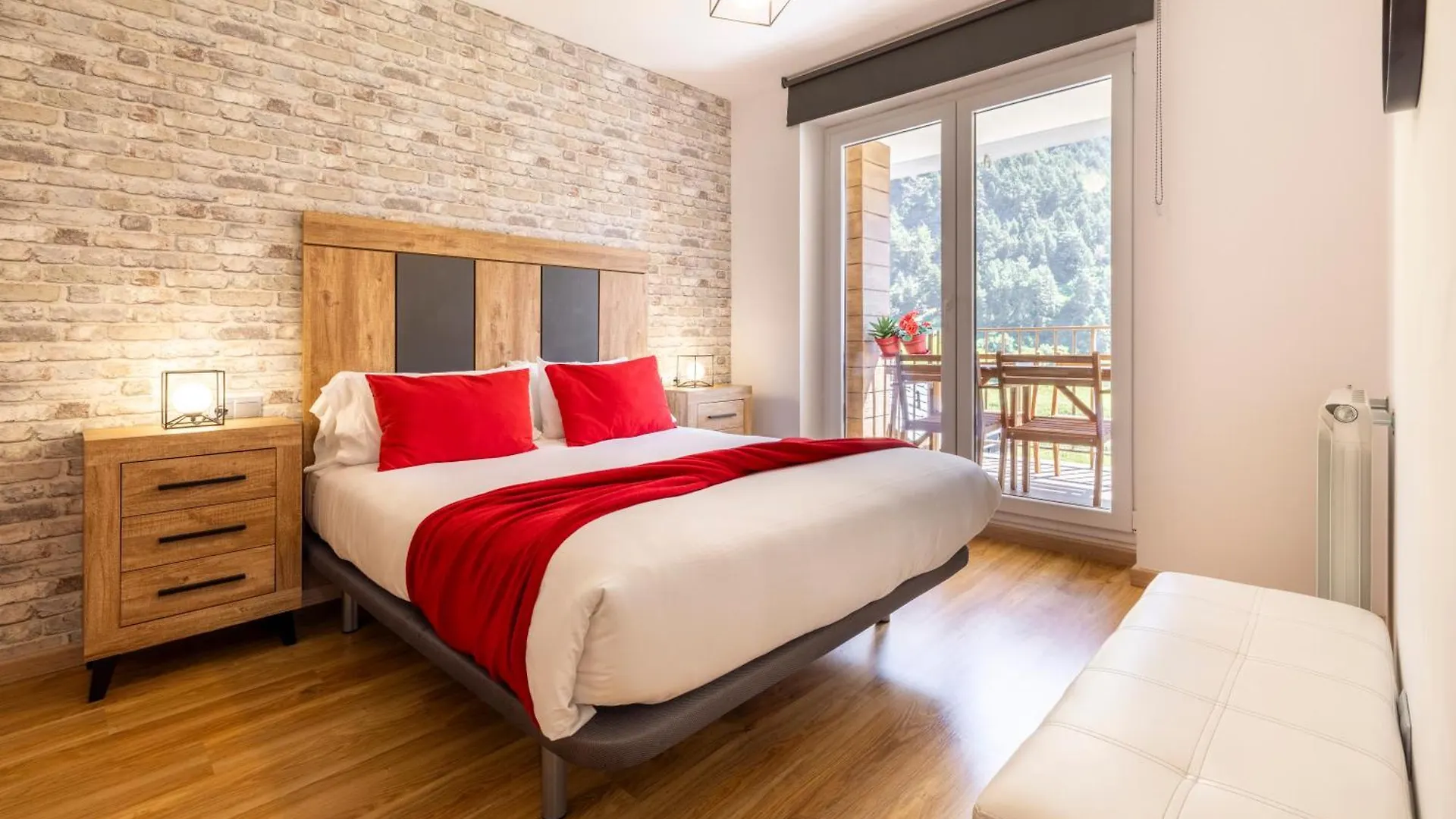 Appartamento Increibles Vistas Al Valle De Arinsal Ny - A Pie De Pistas - Parking Incluido L By Bonesvacances Andorra